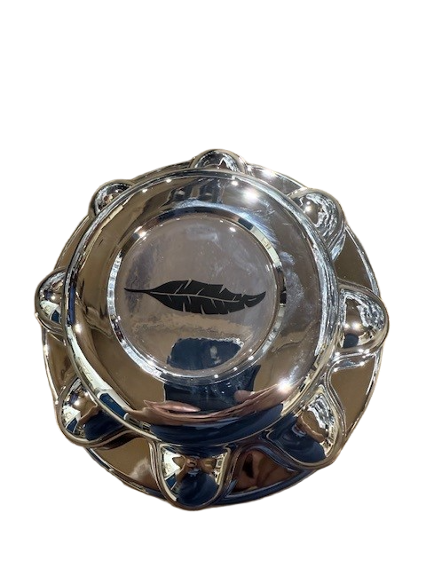008608.0000 Featherlite Chrome 865 8 lug 1/2'' stud Hub Cover w/logo
