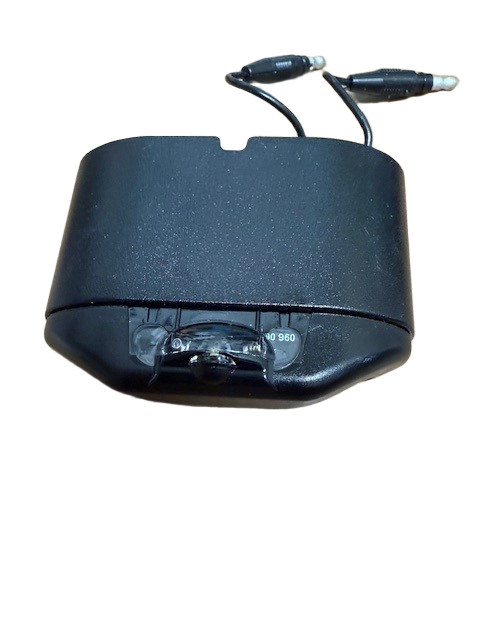 LI23605 EBY license plate light
